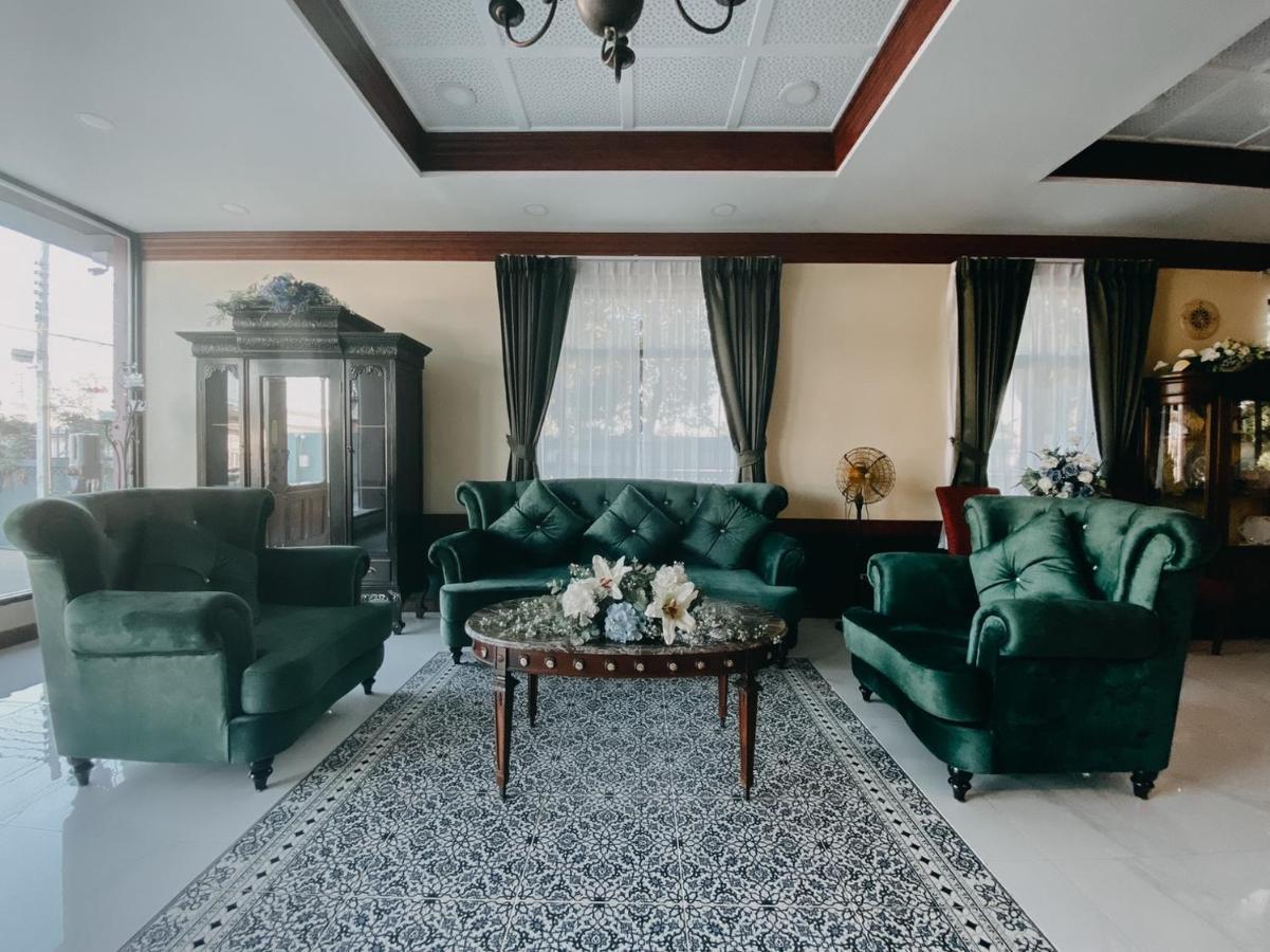 Baan Chao Khun Hotel Ban Khlong Lat Bua Khao エクステリア 写真